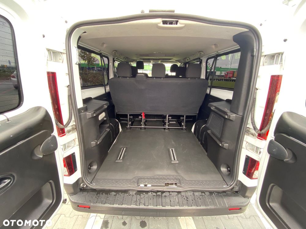 Renault Trafic - 8