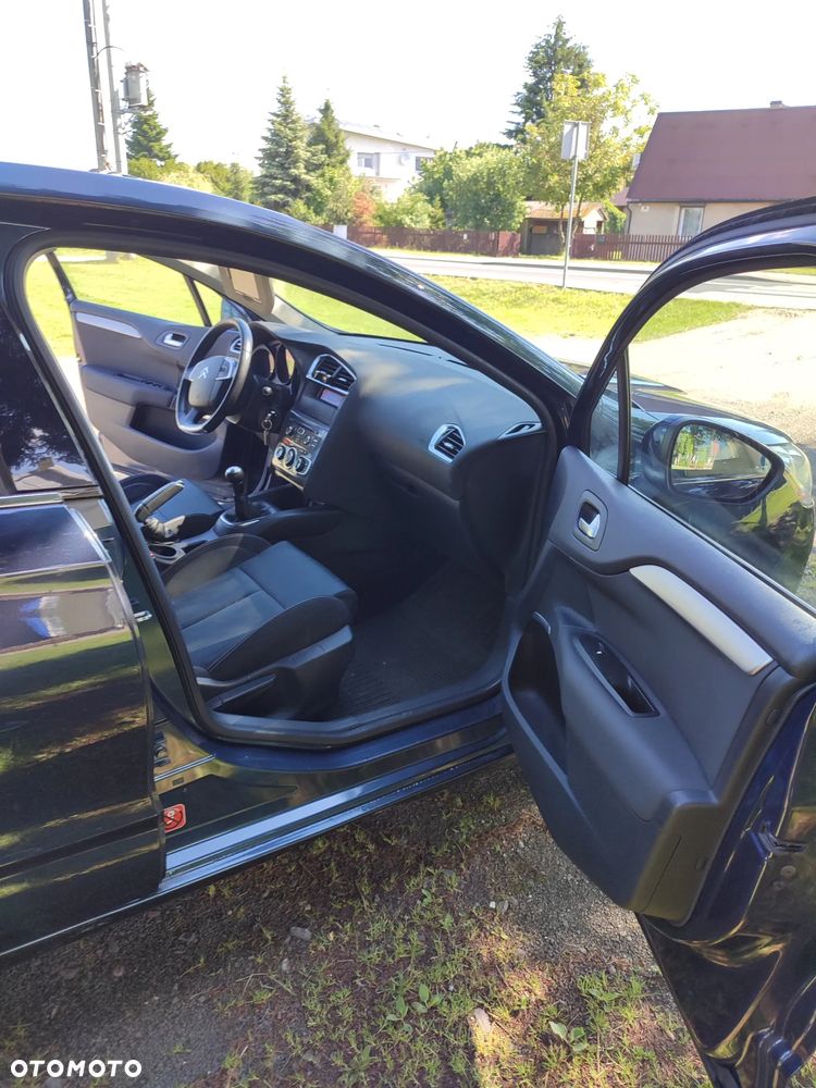 Citroën C4 HDi 90 Attraction - 13