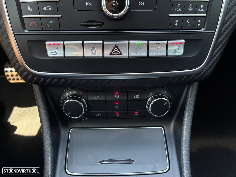 Mercedes-Benz A 45 AMG 4-Matic - 28