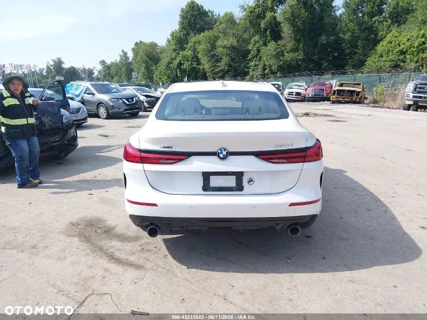 BMW Seria 2 - 12