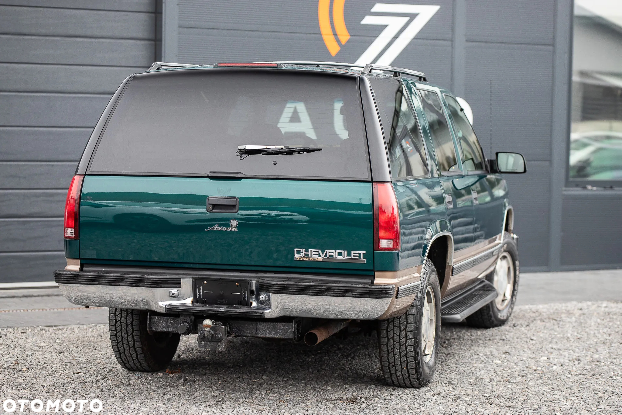 Chevrolet Tahoe - 8