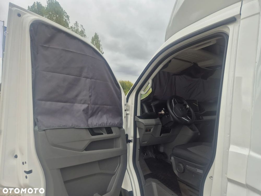 Volkswagen Crafter - 11