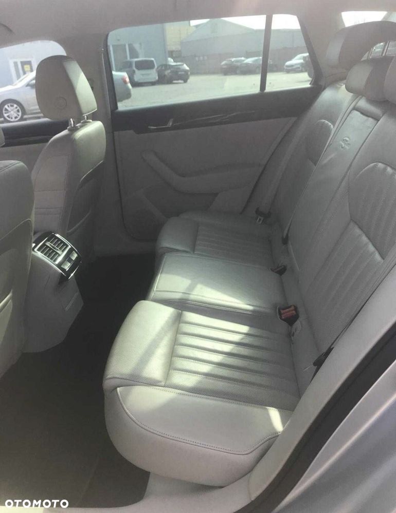 Skoda Superb 2.0 TDI L&K DSG - 3