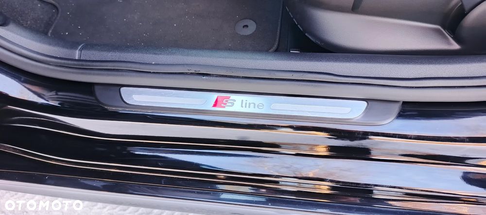 Audi A1 Sportback 1.4 TFSI S tronic S line Sportpaket - 22