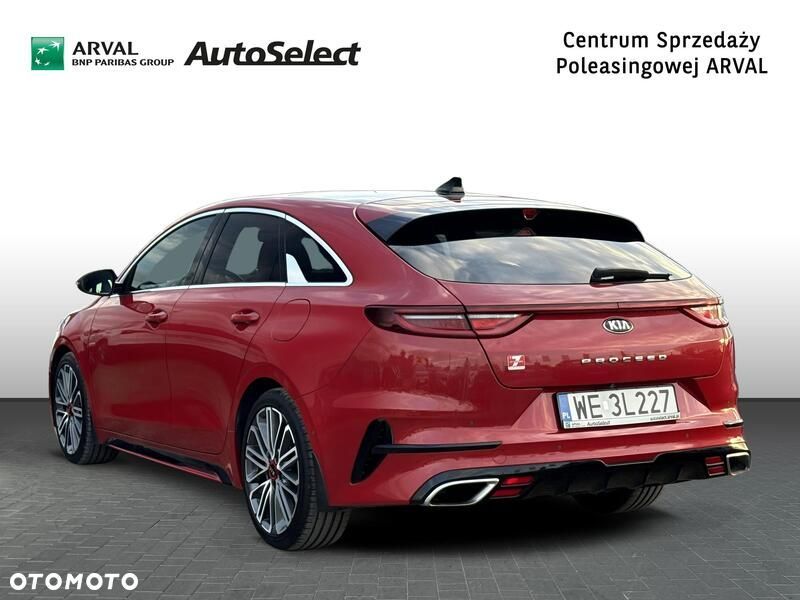 Kia ProCeed - 4