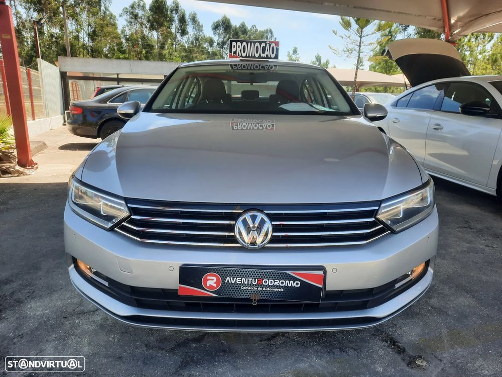 VW Passat 1.6 TDI BlueMotion - 1