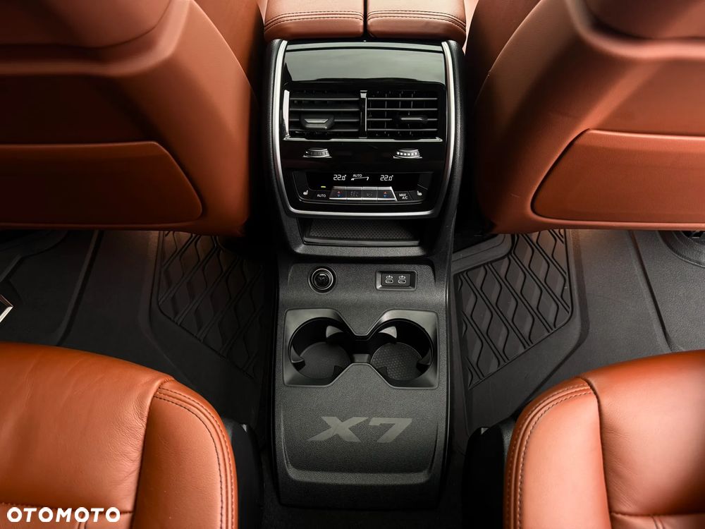 BMW X7 xDrive40i mHEV M Sport Edition sport - 27
