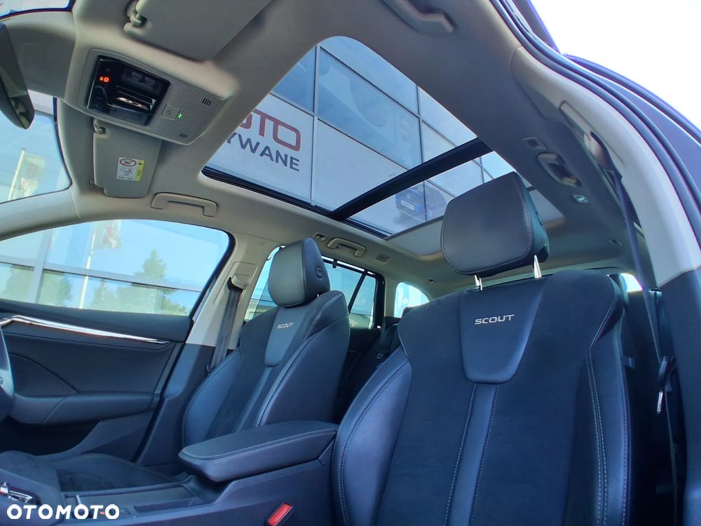 Skoda Octavia 2.0 TDI DSG 4x4 Scout - 29