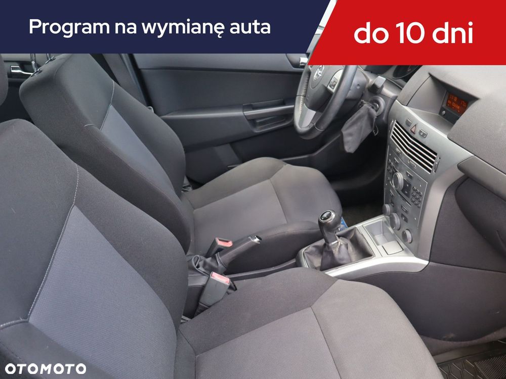 Opel Astra - 11