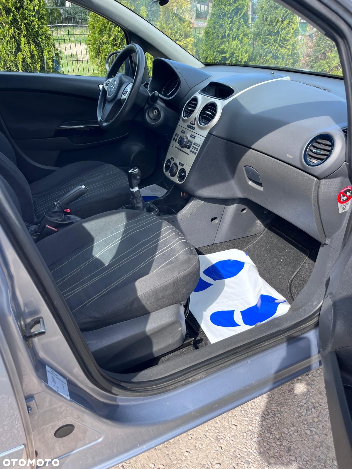 Opel Corsa 1.4 16V - 20