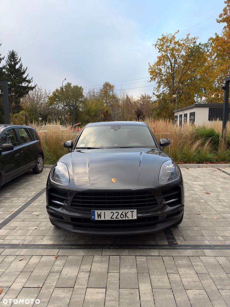 Porsche Macan Standard - 1