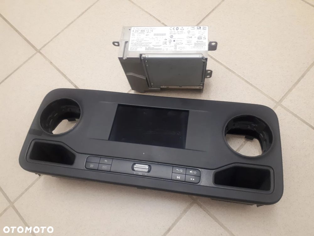 MERCEDES SPRINTER 907 910 RADIO MBUX - 1