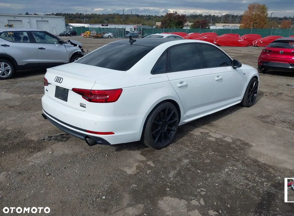 Audi A4 Limousine - 3
