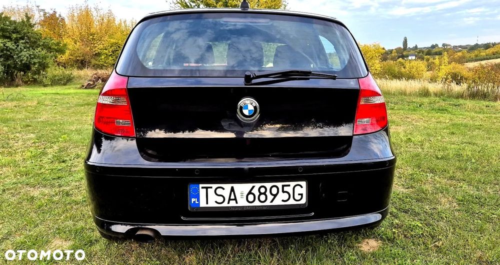 BMW Seria 1 118d DPF - 12