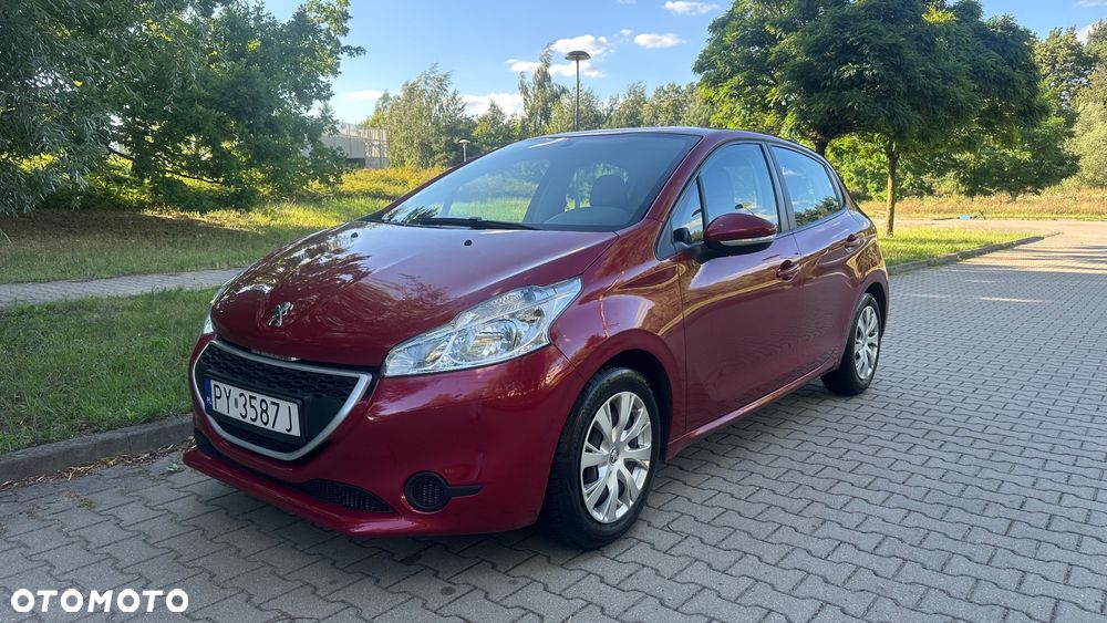 Peugeot 208 - 3