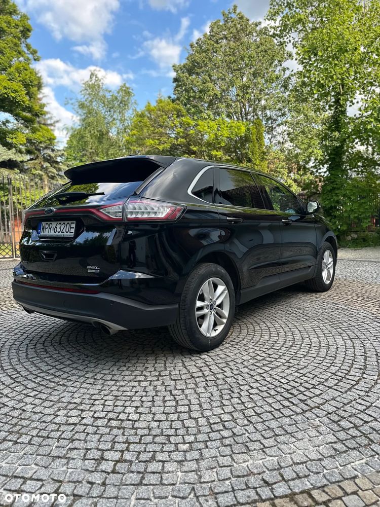 Ford Edge - 8