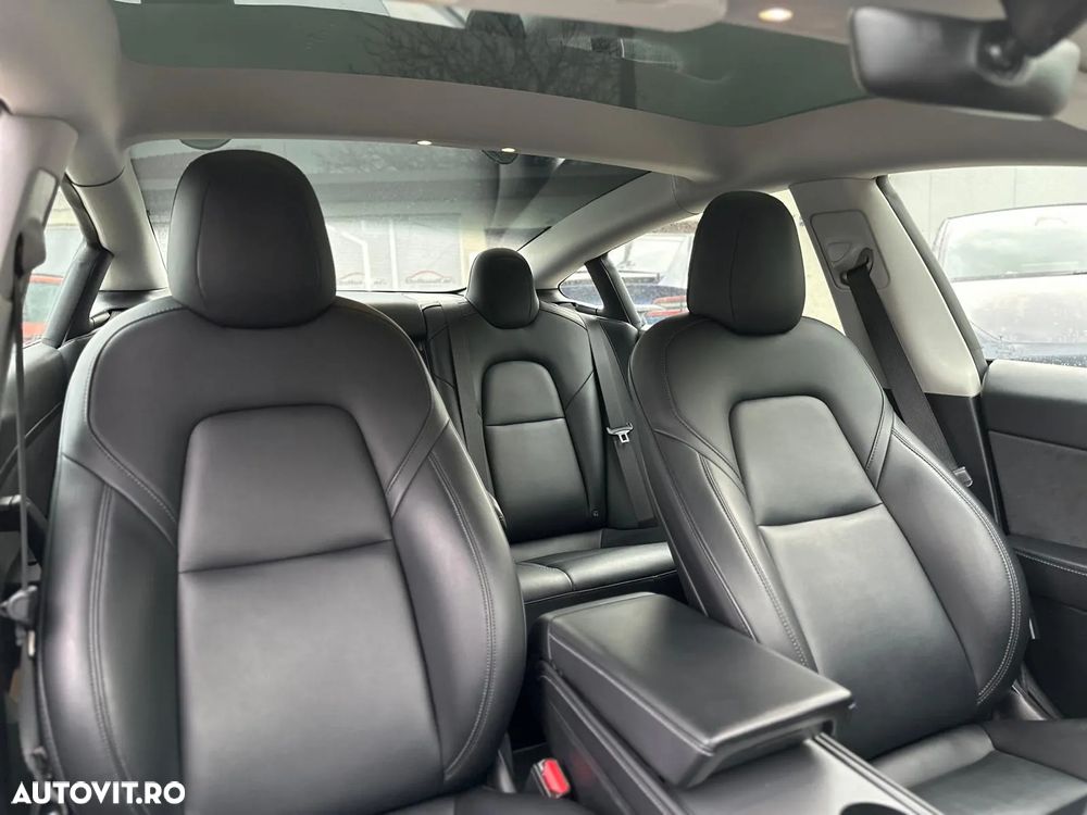 Tesla Model 3 Langstreckenbatterie Allradantrieb Dual Motor - 9