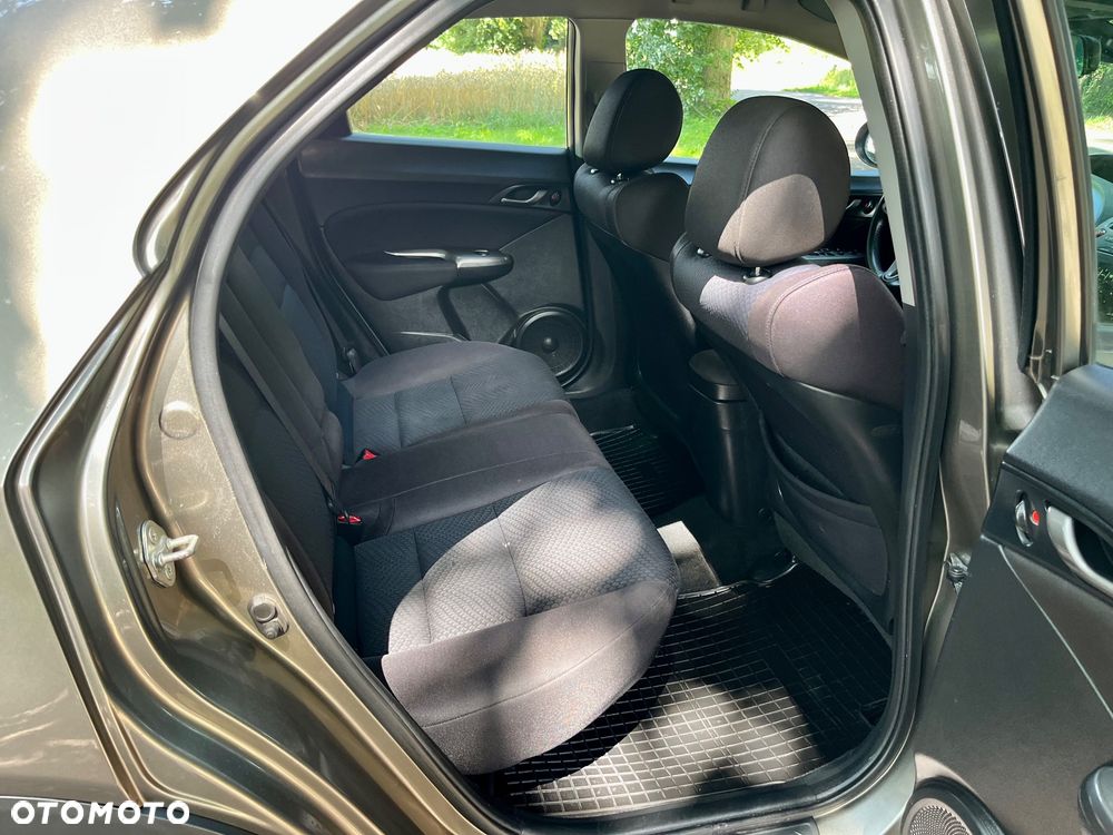 Honda Civic 1.4 i-VTEC Comfort - 12
