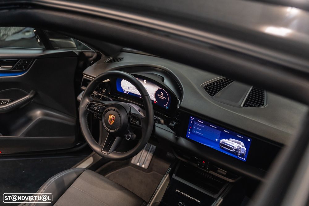 Porsche Macan Electric - 21
