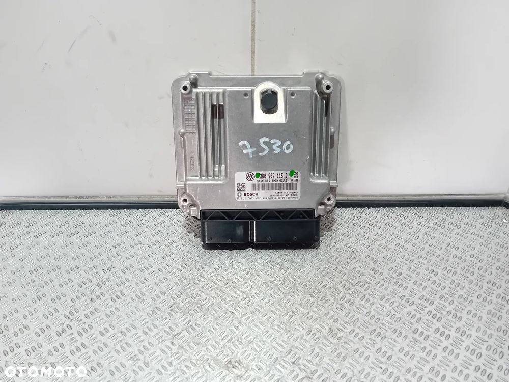 komputer silnika sterownik Seat Exeo 1.8 TFSI 2010 3R0907115D - 1