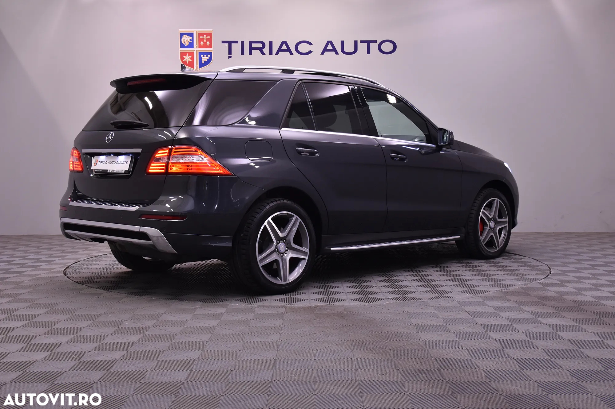 Mercedes-Benz ML 350 BlueTec 4MATIC Aut - 5