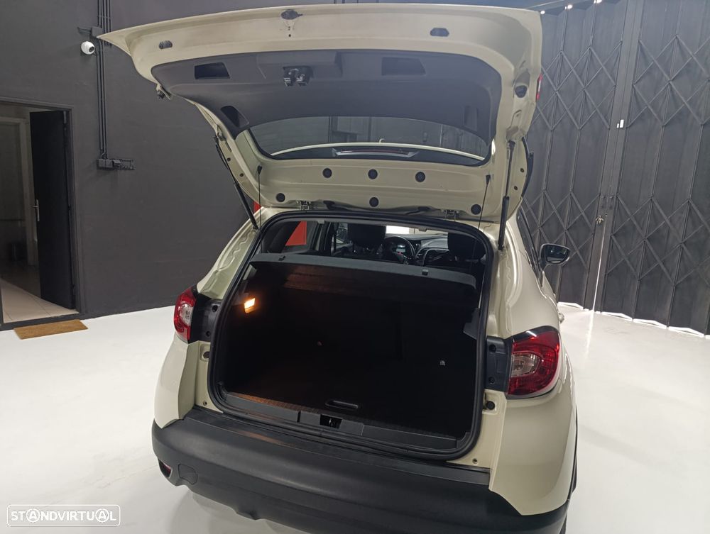 Renault Captur 1.2 TCe Evolution - 15