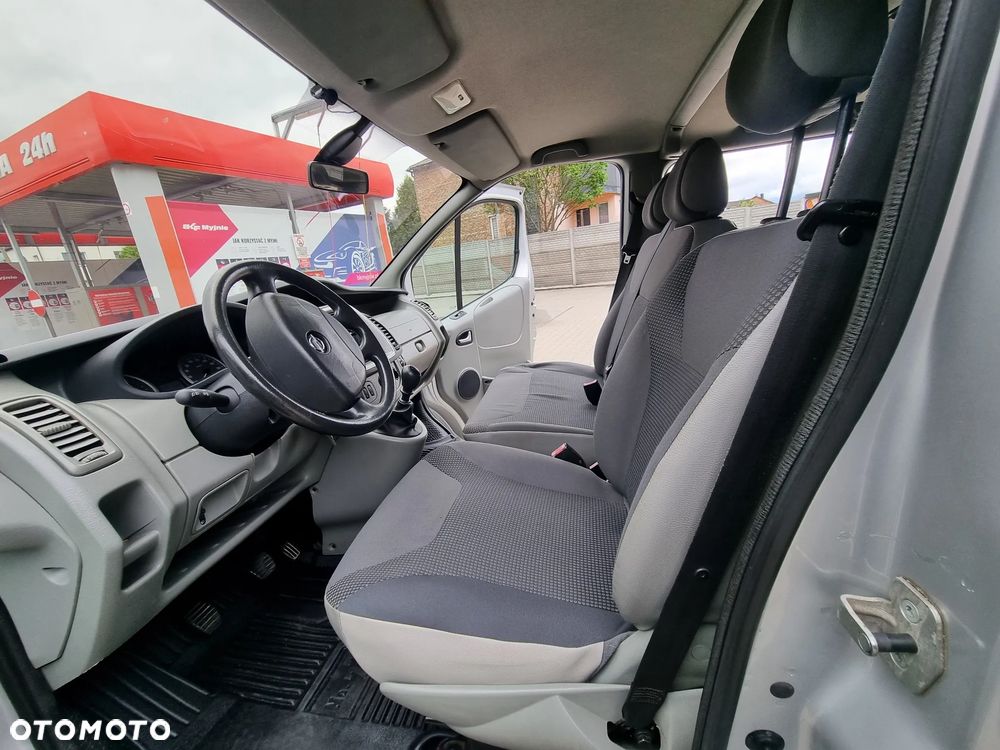 Opel Vivaro L2H1 2.9t - 23