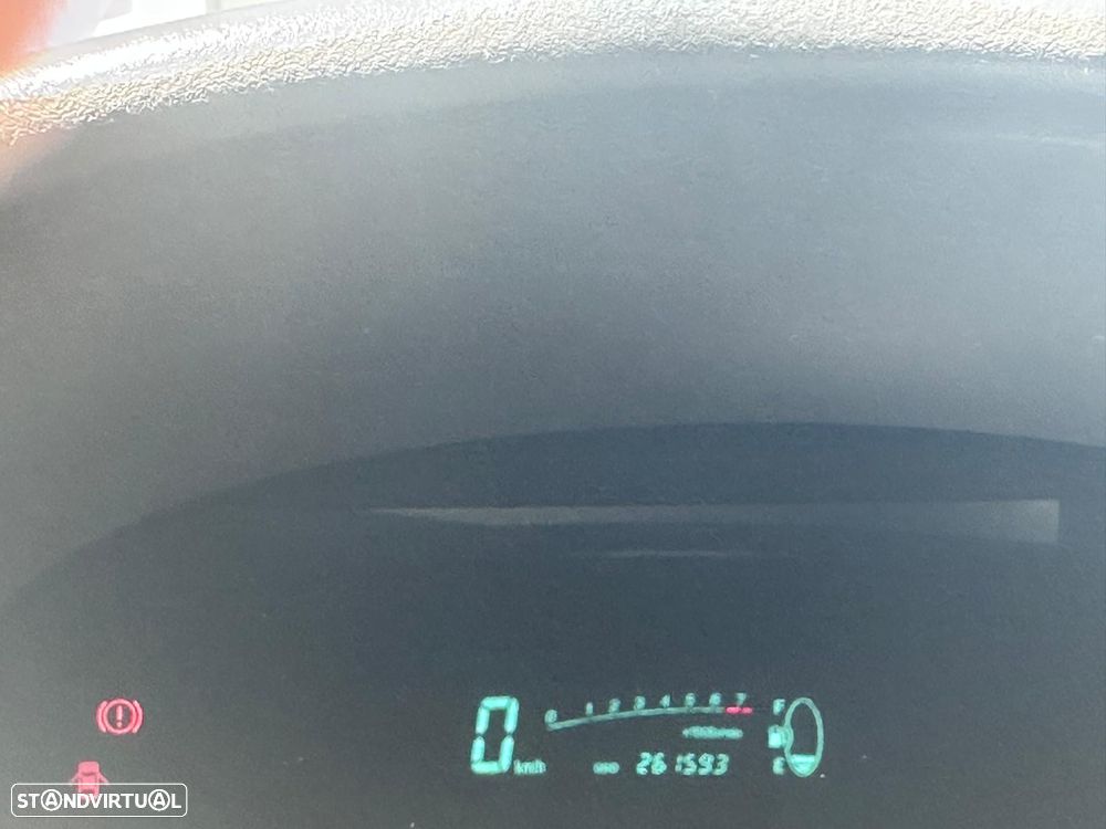 Toyota Yaris 1.0 Terra - 9