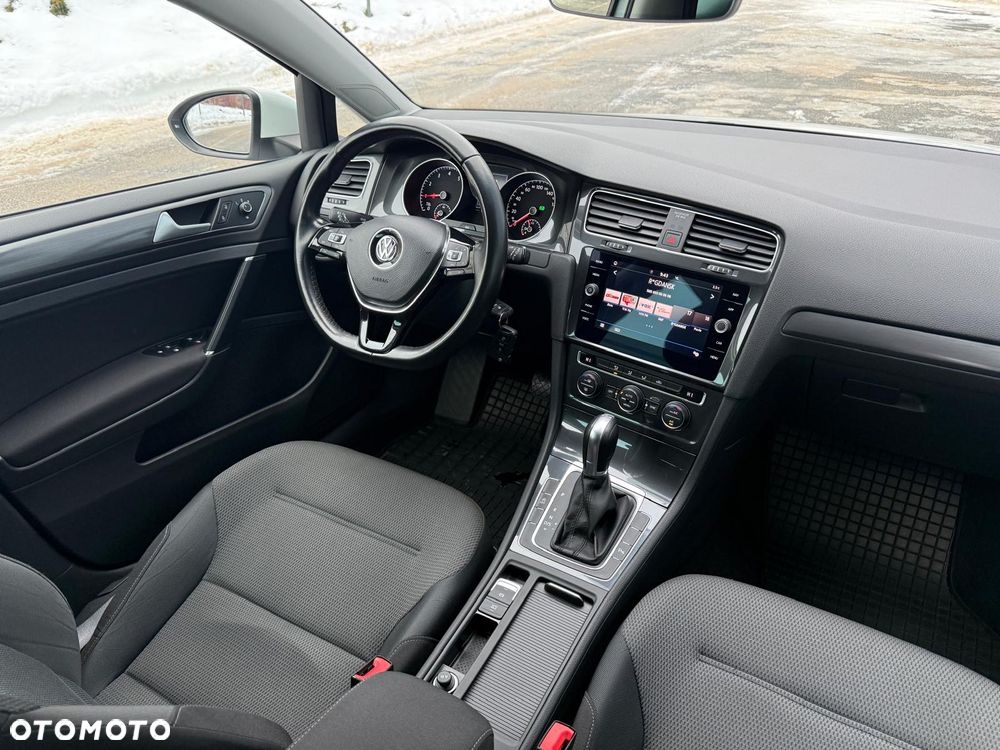 Volkswagen Golf 1.5 TSI BMT Comfortline DSG - 7