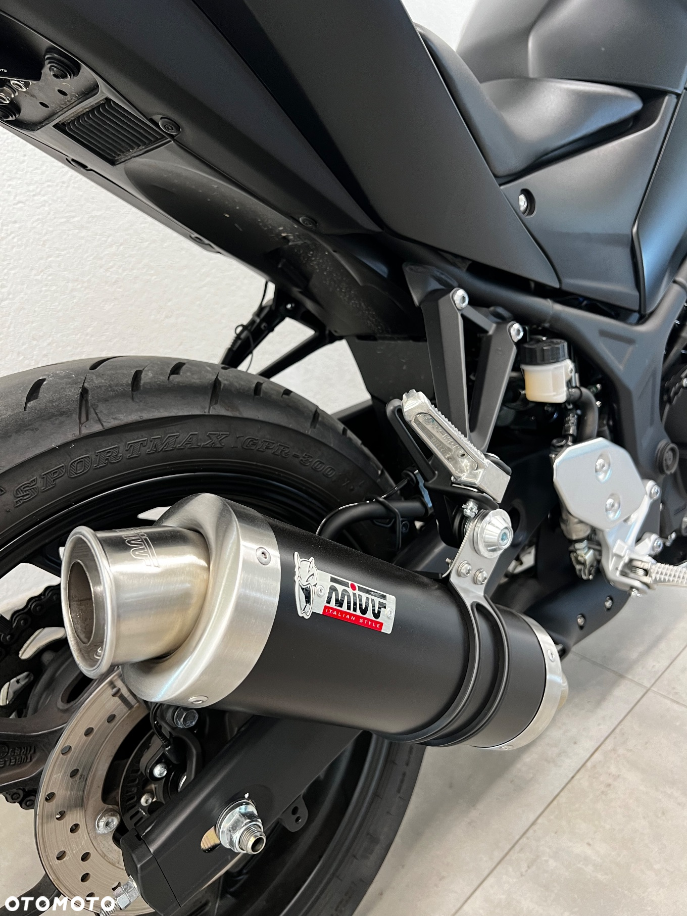 Yamaha MT - 14