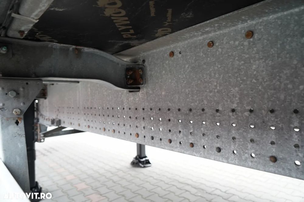 Schmitz Cargobull CORTINĂ / STANDARD / ACOPERIȘ RIDICAT / PUNȚĂ RIDICATĂ / - 22