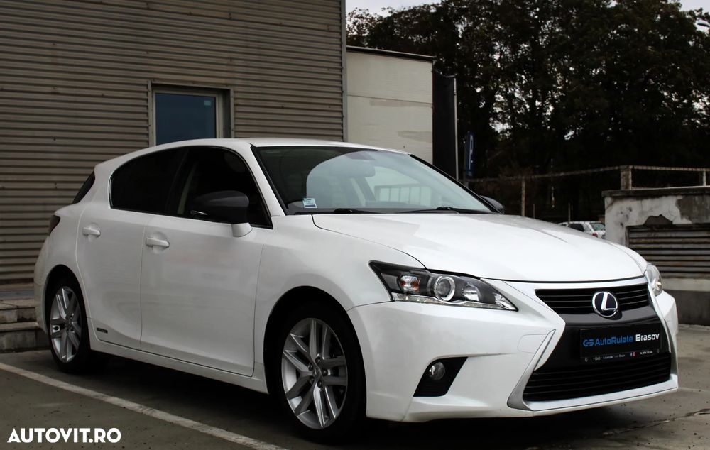 Lexus CT 200h Executive Line - 28