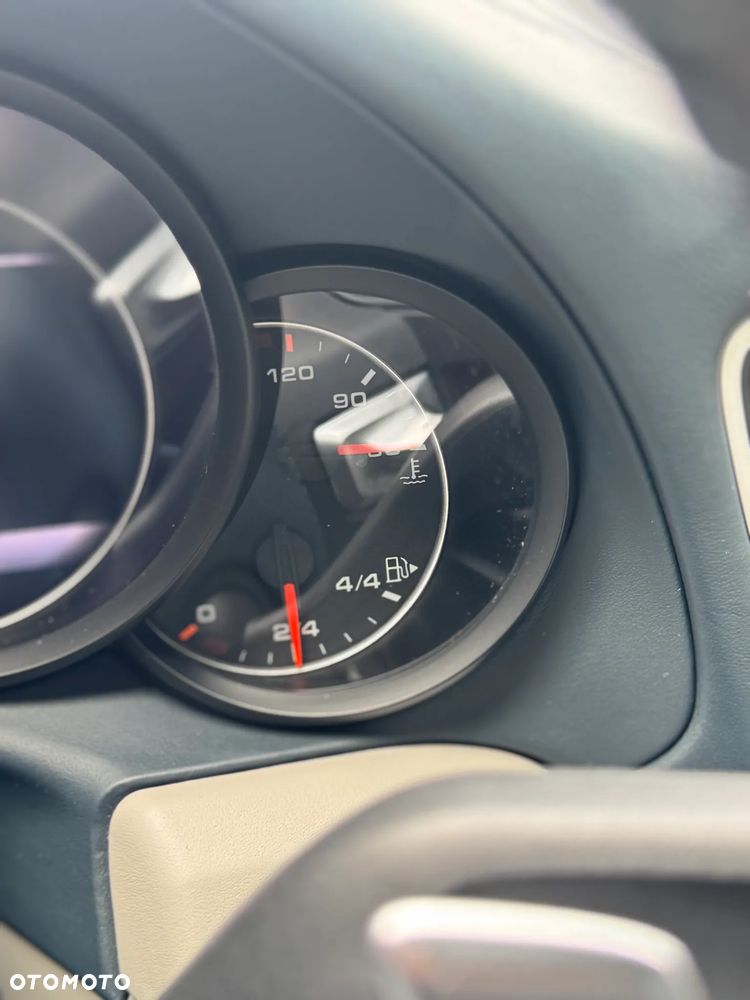 Porsche 911 Turbo S - 30
