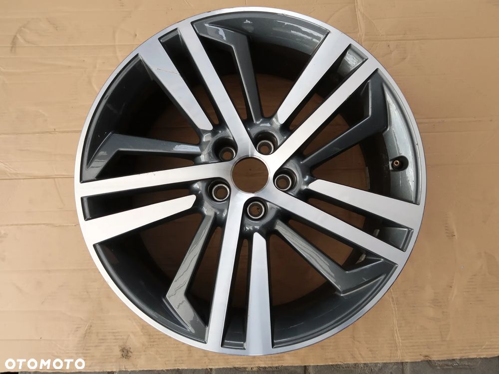 Z6 Felga Audi Q5 SQ5 80A601025AE 8x20et39 - 1