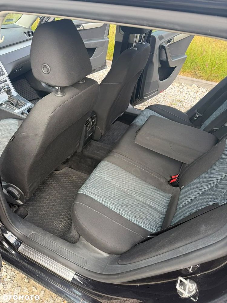 Volkswagen Passat - 7