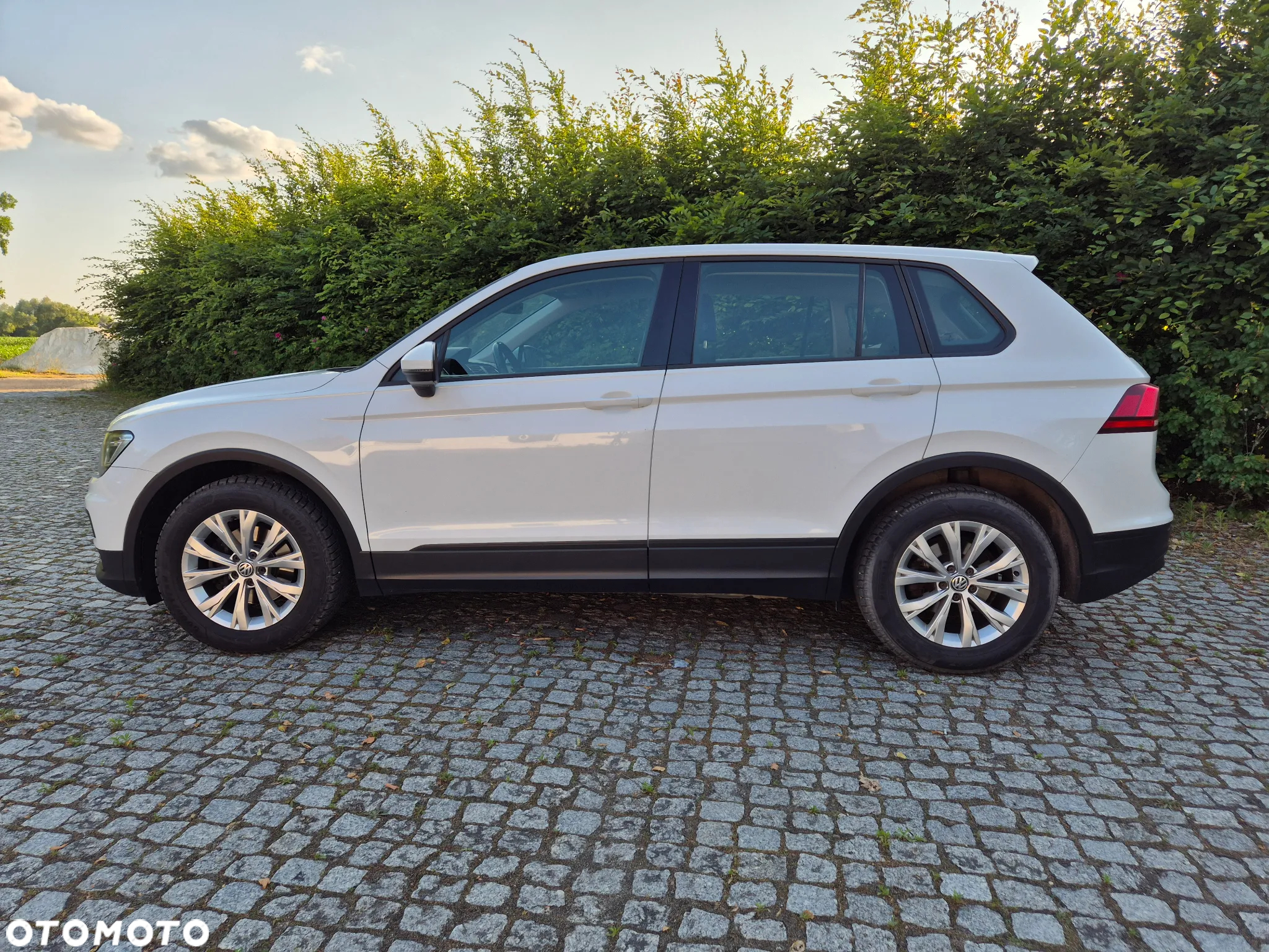 Volkswagen Tiguan 2.0 TDI BMT SCR Comfortline - 3