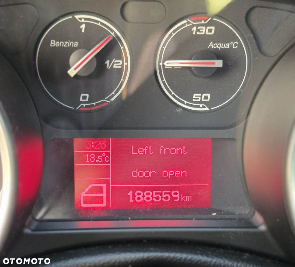 Alfa Romeo Giulietta 1.4 TB Distinctive - 4