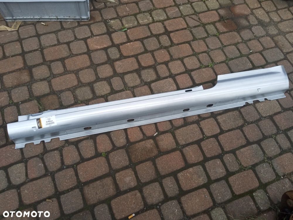 PRÓG LEWY LUB PRAWY VW GOLF IV 3-DRZWI NOWY - 1