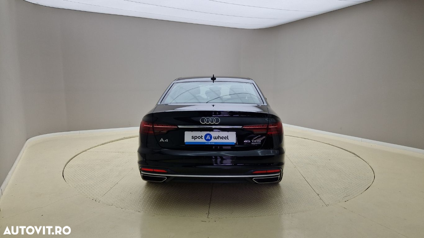Audi A4 - 8