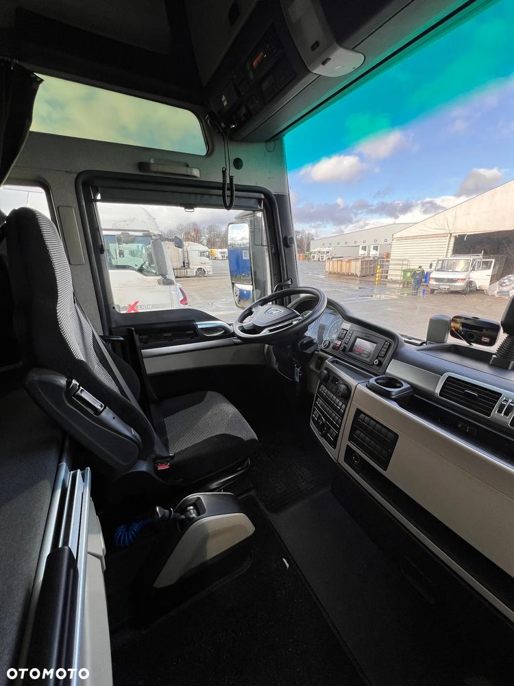 MAN TGX - 9