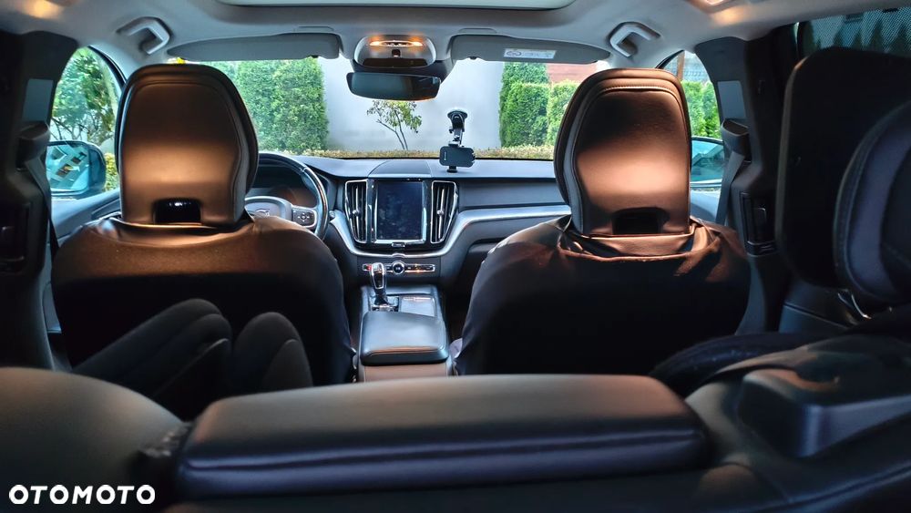 Volvo XC 60 D3 Momentum Pro - 18