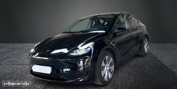 Tesla Model Y Standard - 2