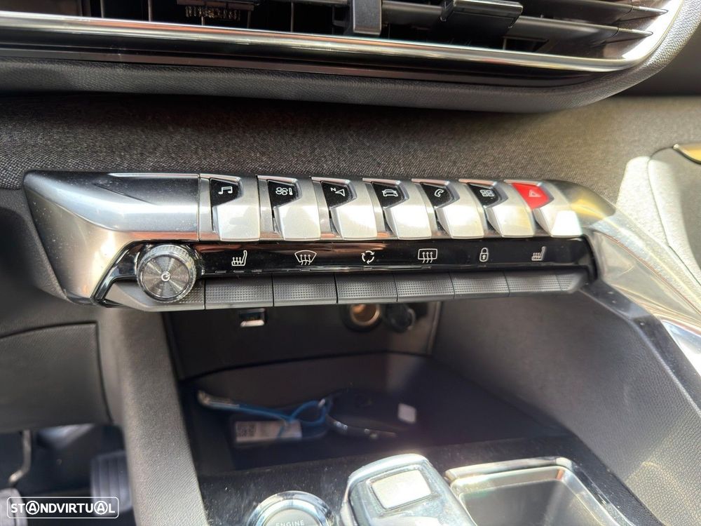 Peugeot 5008 1.5 BlueHDi Allure Pack EAT8 - 12