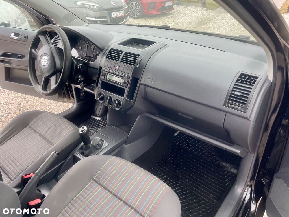 Volkswagen Polo - 35