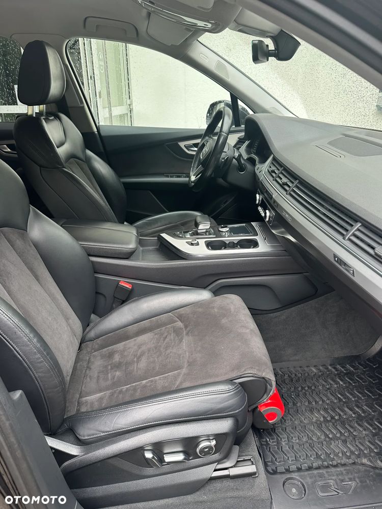 Audi Q7 45 TDI mHEV Quattro S Line Tiptr - 12