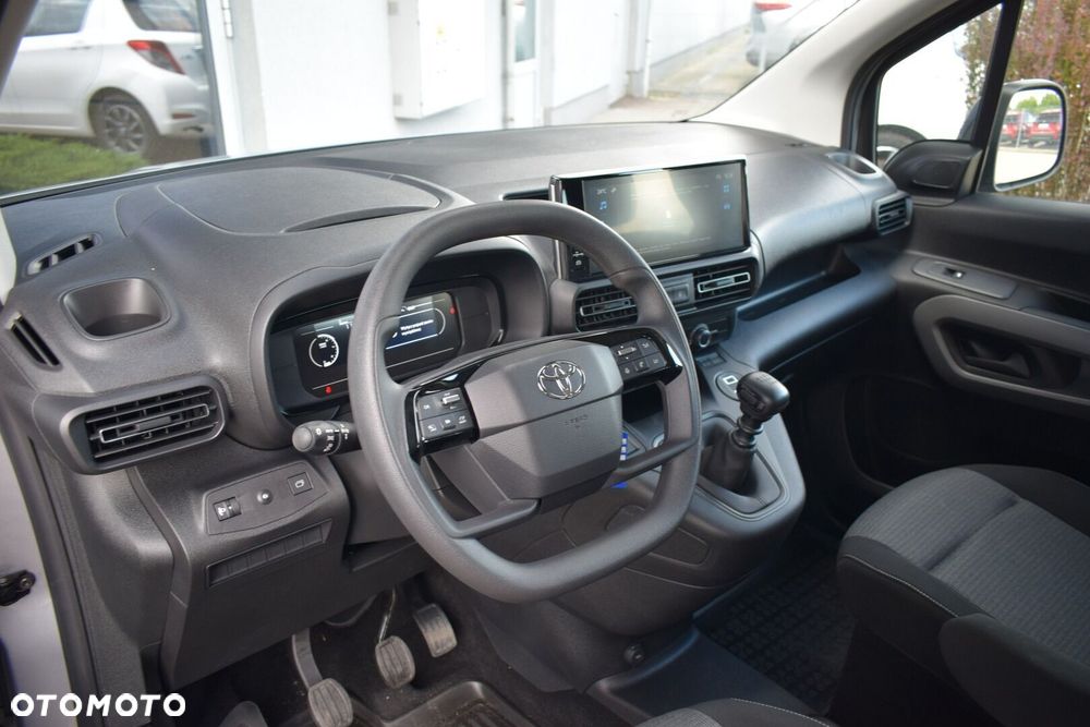 Toyota Proace City Verso Long 1.5 D-4D Business - 12