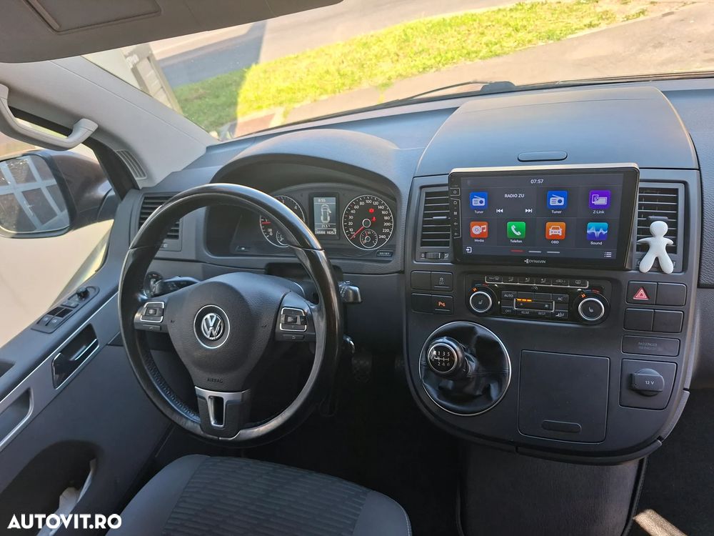 VOLKSWAGEN Multivan 2011 — imagine 18