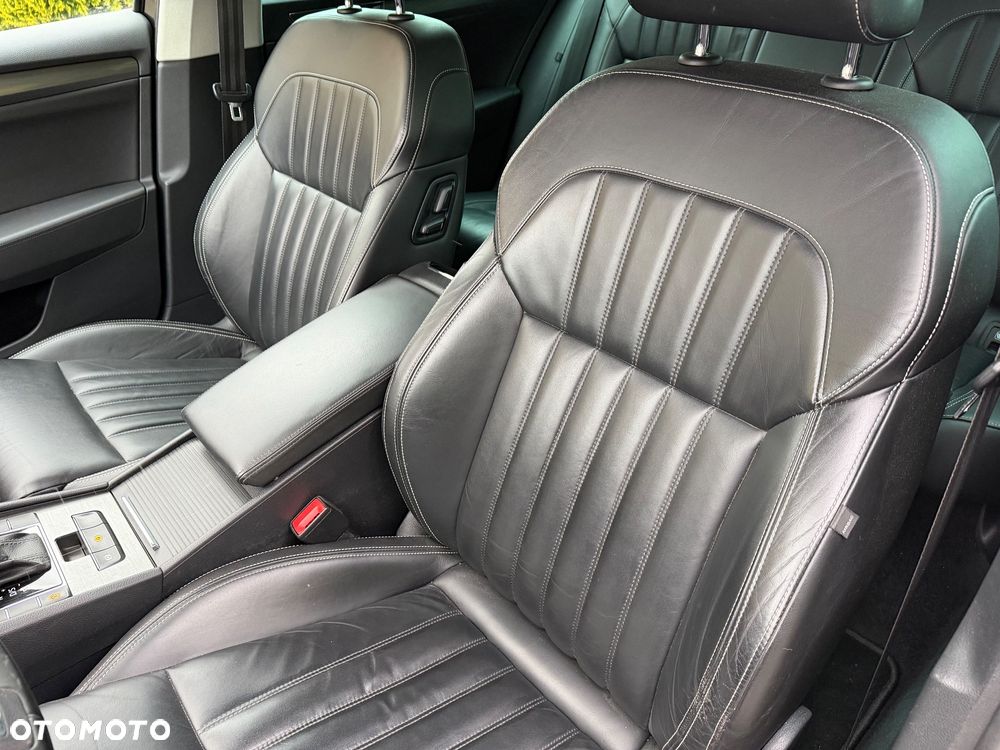 Skoda Superb 1.6 TDI DSG Ambition - 28