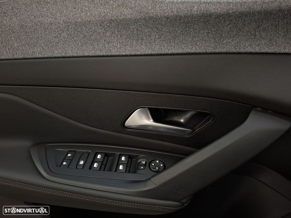 Peugeot e-308 SW 54 kWh Allure - 21
