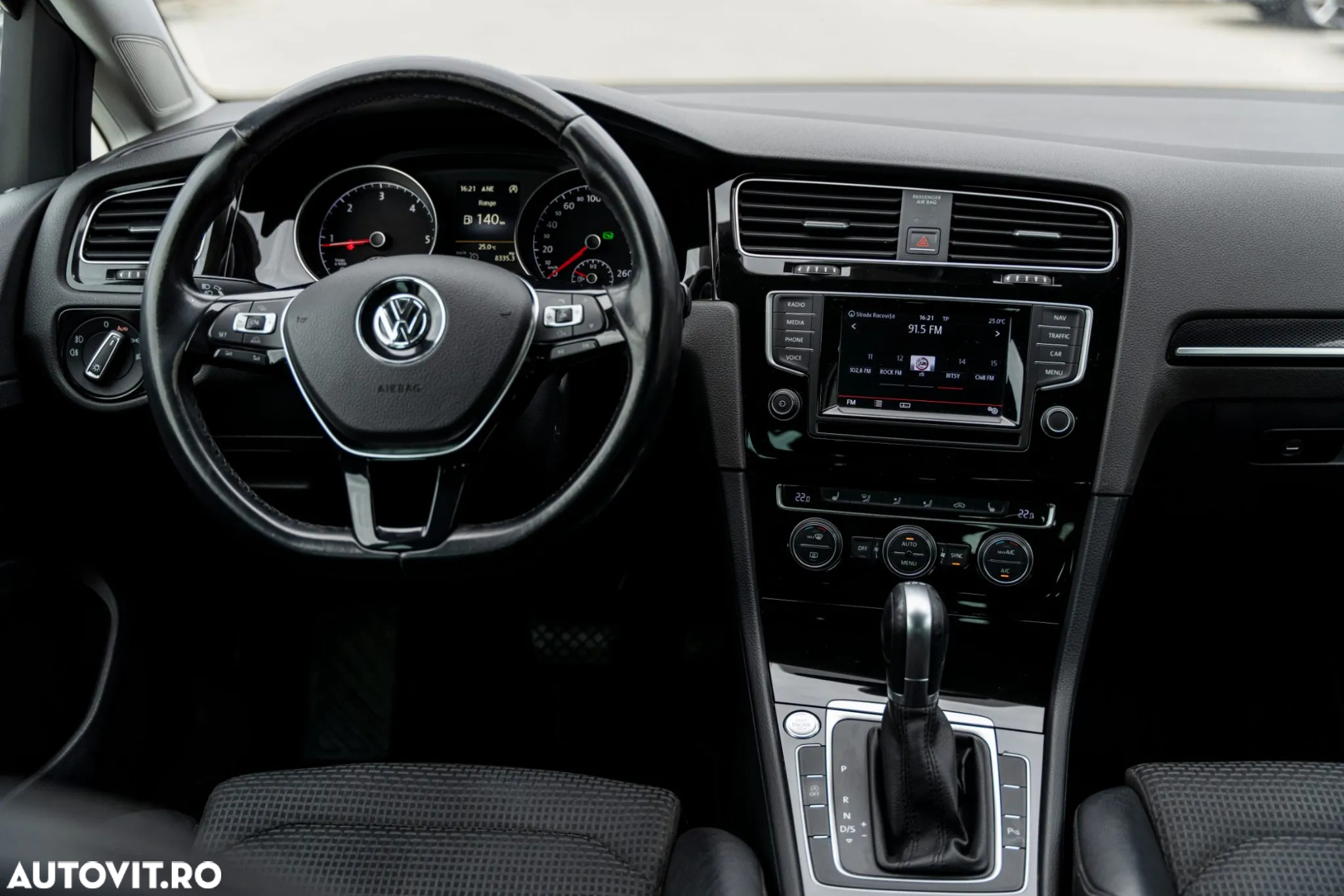 Volkswagen Golf 1.6 TDI DSG BMT Highline - 6